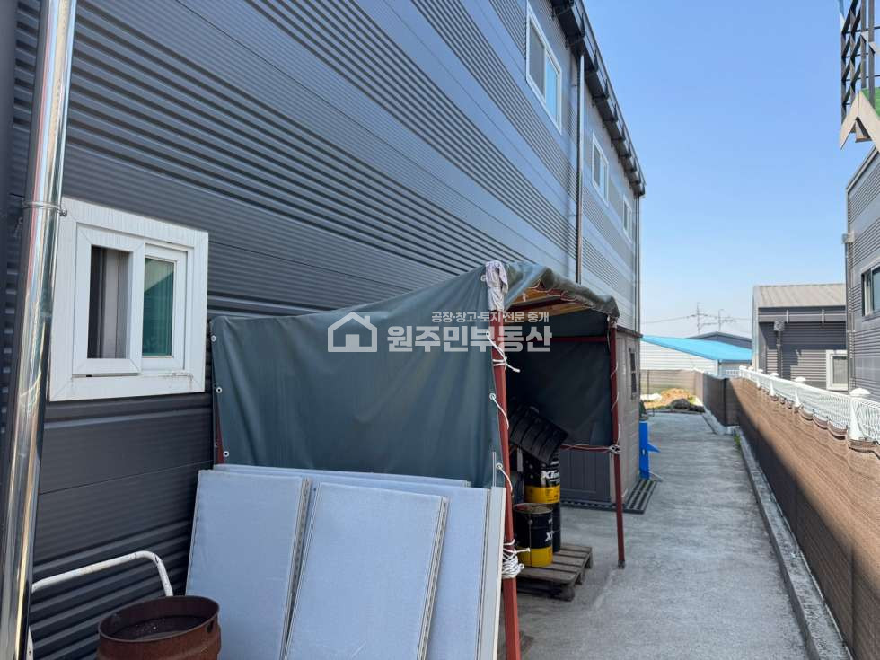 경기 화성효행구 정남면 제기리 주건축물제1,주건축물제2,주건축물제3동 신축급 공장60p,사무실30p 임대. 빠른입주. 2차선 인접. 매매가능 월세 매물번호 10021 사진 23