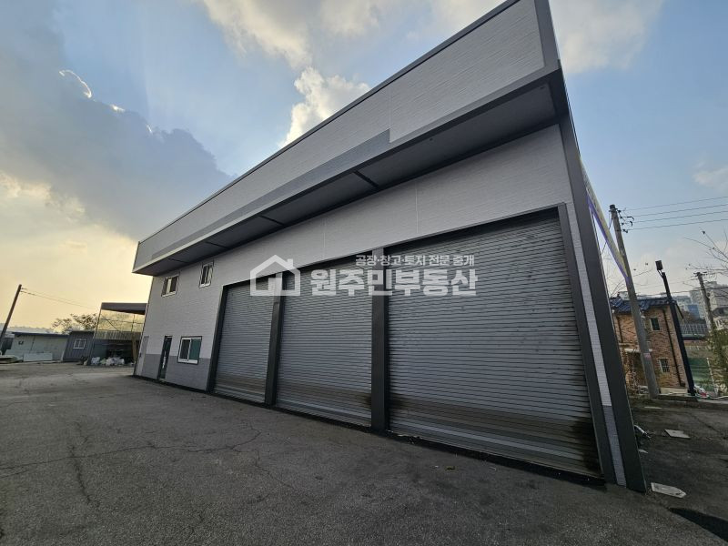 경기 화성만세구 향남읍 행정리 가동 도로변 60p 자동차관련 접근성,마당 좋은 소형공장 창고임대 츄레라진입 월세 매물번호 10023 사진 3
