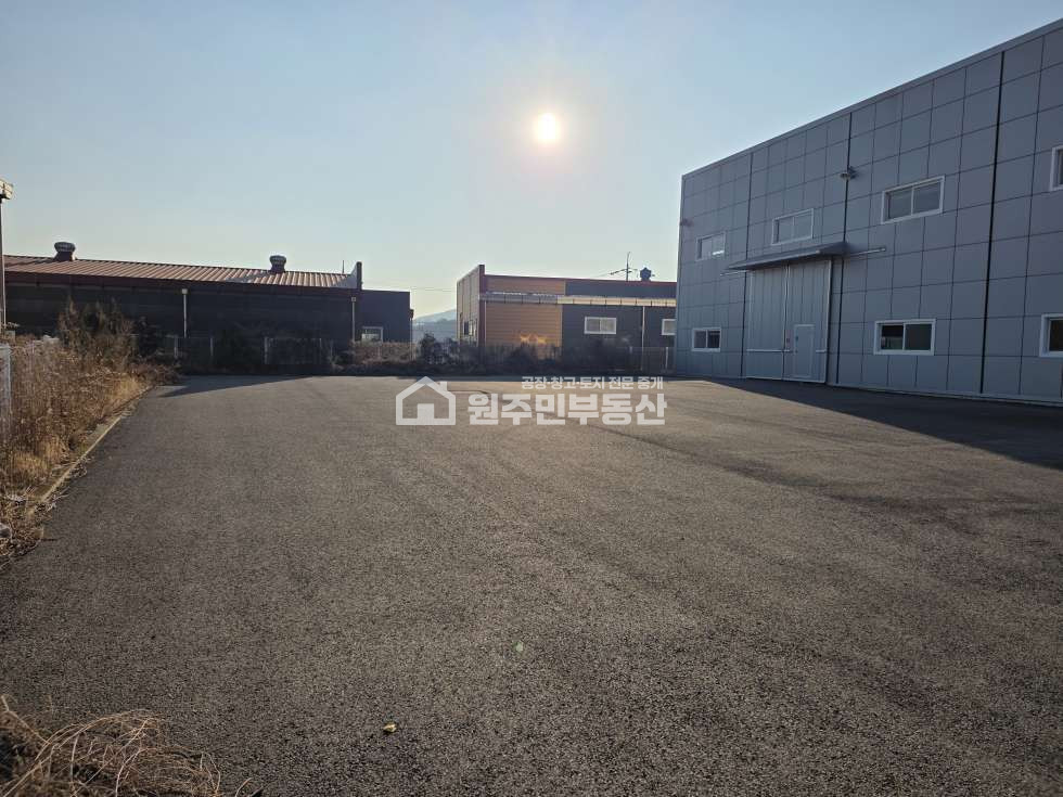 경기 화성효행구 정남면 관항리 1동 마당넓은 신축 단독공장 매매, 부지421P,건물60P,대형차진,출입 매매 매물번호 10025 사진 11