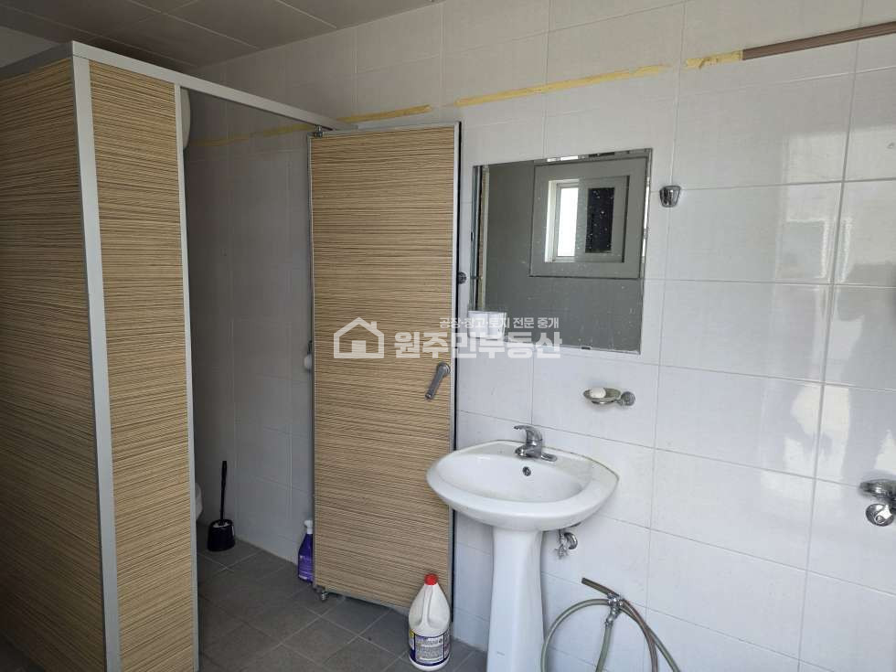 경기 평택시 서탄면 내천리 840-3 G동 고전력, 호이스트2.8T, 공장135P임대,향남IC인근 월세 매물번호 10027 사진 5