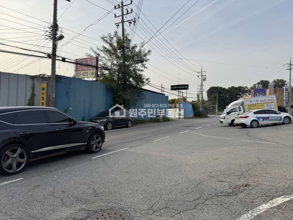 경기 화성만세구 향남읍 요리 37 A동 2차선도로변 단독공장매매, 부지924P,267P,호이스트,사무실,사진참조 매매 매물번호 10032 사진 14