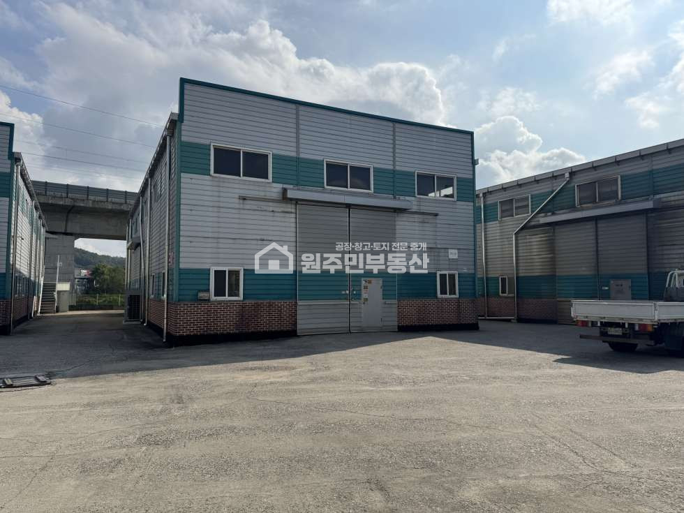 경기 화성만세구 향남읍 동오리 708-8 4동 대로변인접한 공장임대, 2층사무실, 호이스트1.5T,전기50K,사진참조 월세 매물번호 10035 사진 8