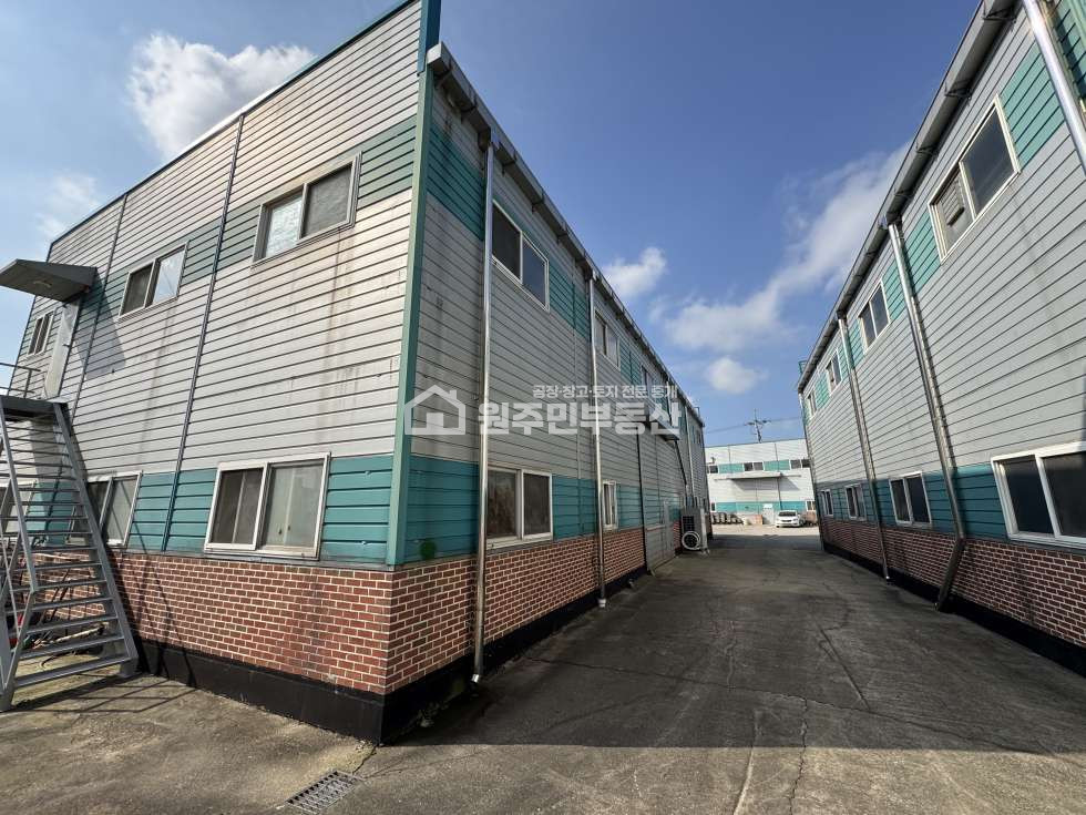 경기 화성만세구 향남읍 동오리 708-8 4동 대로변인접한 공장임대, 2층사무실, 호이스트1.5T,전기50K,사진참조 월세 매물번호 10035 사진 13