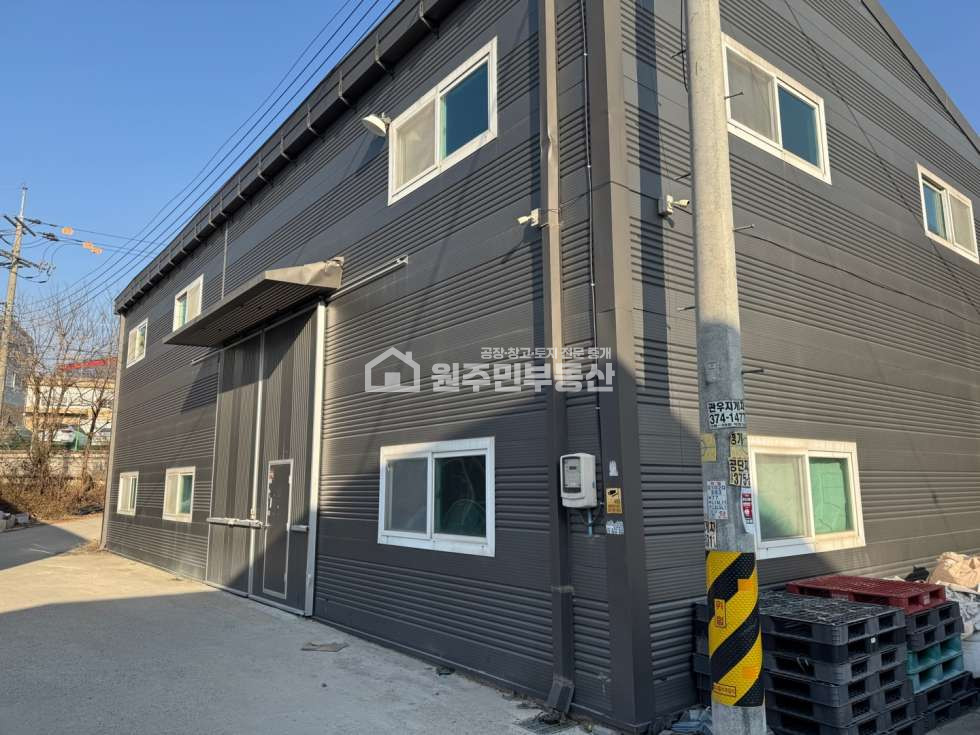 경기 화성효행구 정남면 덕절리 1,2동 정남면 단독공장 매매. 신축급 부지약360p,건물 2동 약119p 매매 매물번호 10097 사진 9