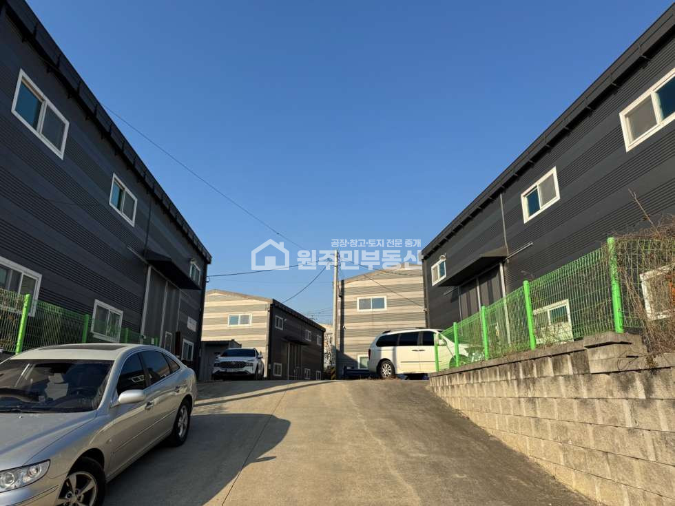 경기 화성효행구 정남면 덕절리 1,2동 정남면 단독공장 매매. 신축급 부지약360p,건물 2동 약119p 매매 매물번호 10097 사진 10