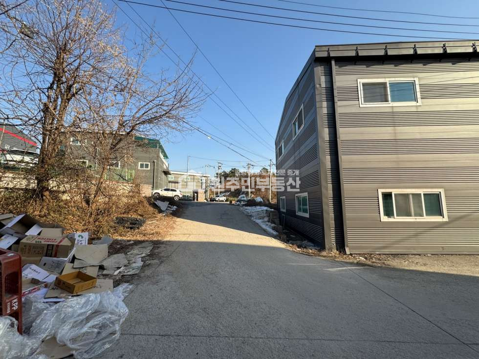 경기 화성효행구 정남면 덕절리 1,2동 정남면 단독공장 매매. 신축급 부지약360p,건물 2동 약119p 매매 매물번호 10097 사진 13